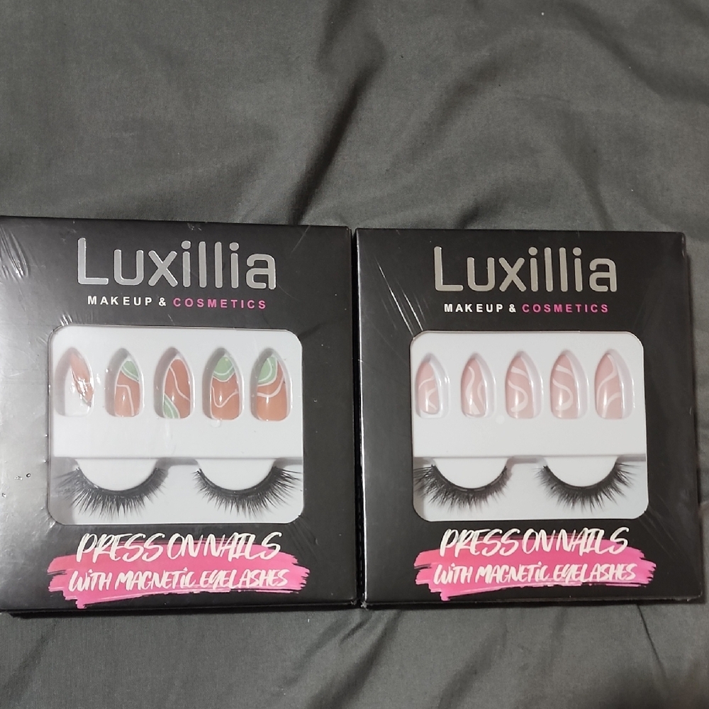 Luxillia Press On Nails with Magnetic Eyelashes